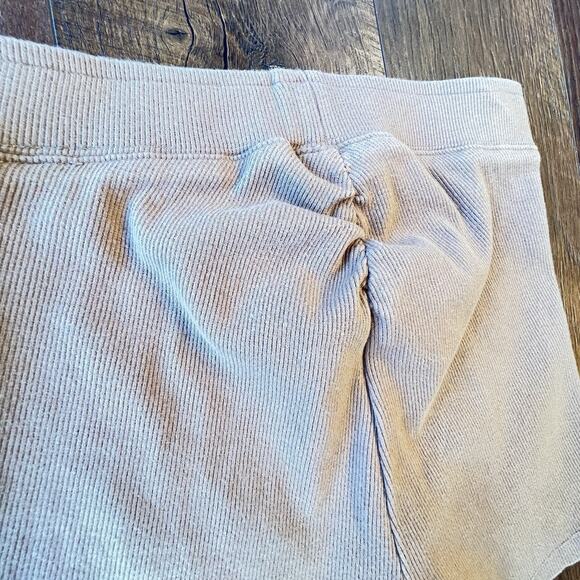 Princess Polly Shorts Women US 2 Tan Pull On Biker Shorts Stretchy Activewear - Picture 4 of 8